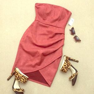 NEW. Short Sleeveless Bodycon Dress